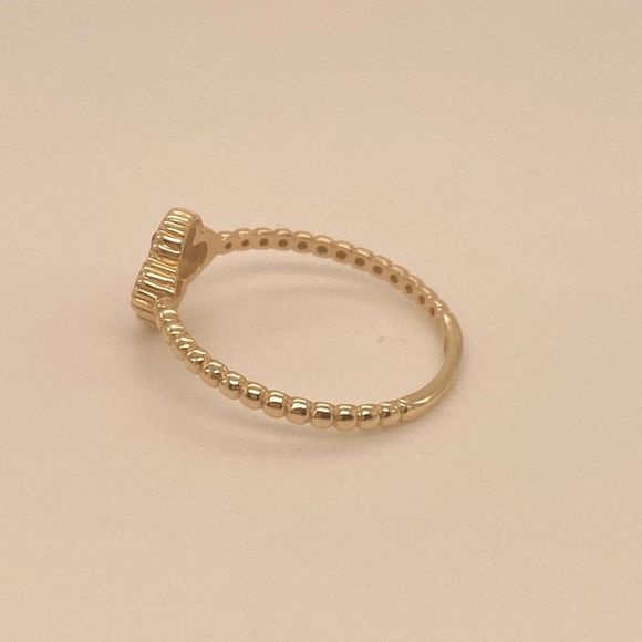 14K Yellow Gold red enamel beaded clover ring - Picture 5 of 7